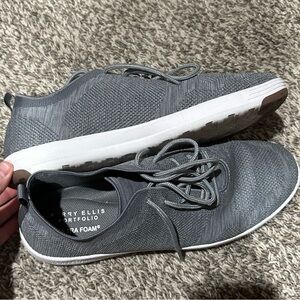 Perry Ellis Men's Charcoal Sneakers